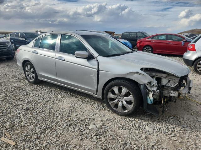 1HGCP36829A015244 - 2009 HONDA ACCORD EXL SILVER photo 4