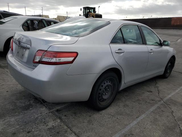 4T1BF3EK3BU606810 - 2011 TOYOTA CAMRY BASE SILVER photo 3