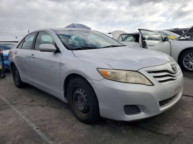 4T1BF3EK3BU606810 - 2011 TOYOTA CAMRY BASE SILVER photo 4