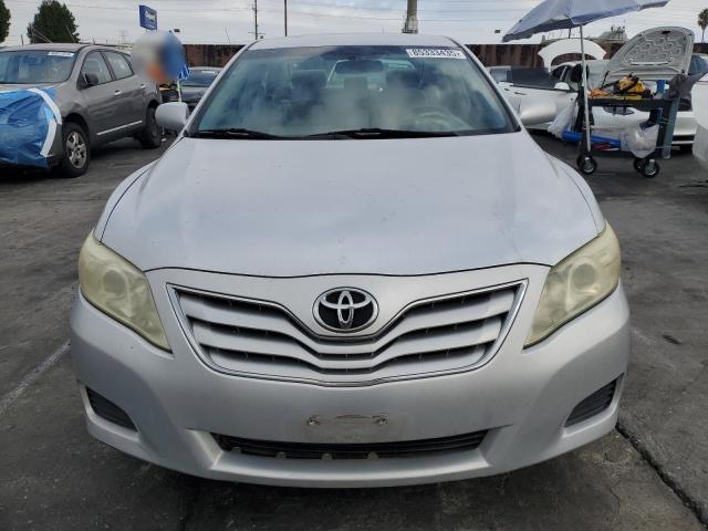 4T1BF3EK3BU606810 - 2011 TOYOTA CAMRY BASE SILVER photo 5