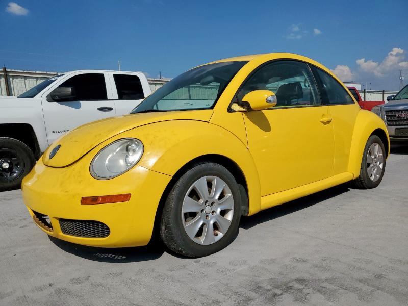 2010 VOLKSWAGEN NEW BEETLE, 
