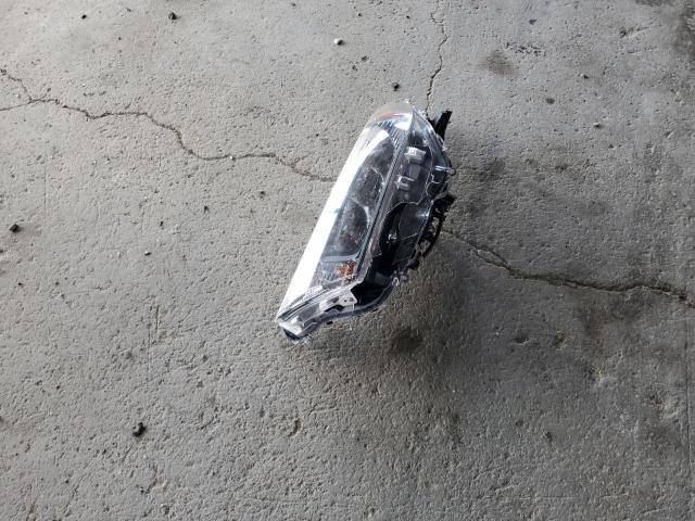 JTMH1RFVXKD507071 - 2019 TOYOTA RAV4 LE 银色 照片 13