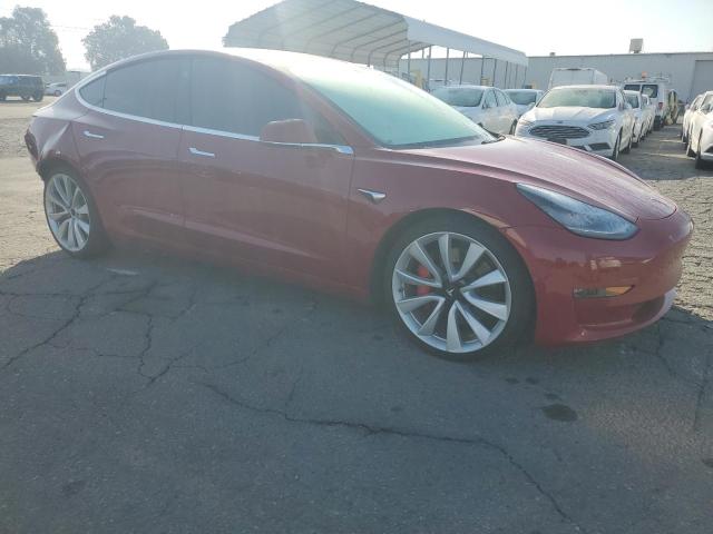 5YJ3E1EB9JF063342 - 2018 TESLA MODEL 3 Qırmızı foto 4