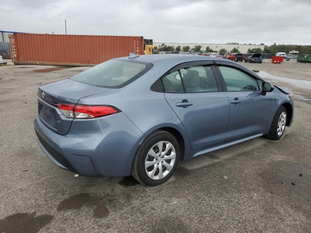 5YFEPMAE5NP387080 - 2022 TOYOTA COROLLA LE 蓝色 照片 3