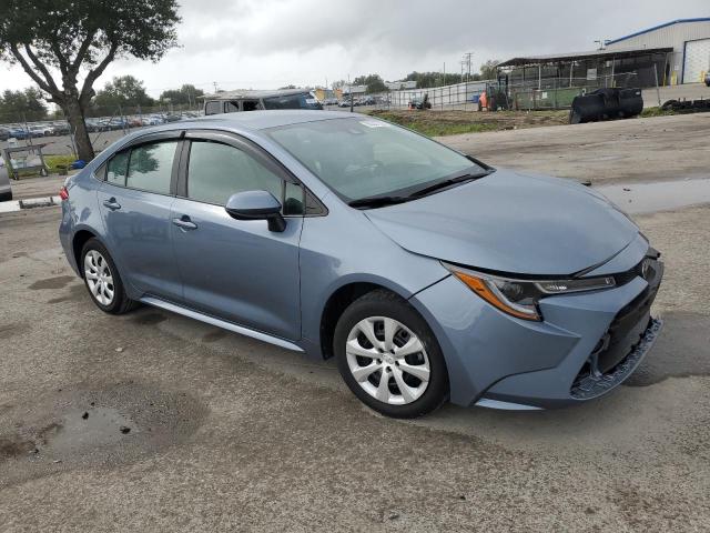 5YFEPMAE5NP387080 - 2022 TOYOTA COROLLA LE 蓝色 照片 4