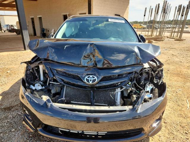 2T1BU4EE4CC900354 - 2012 TOYOTA COROLLA BASE Schwarz Foto 5