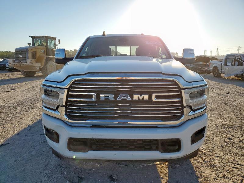 3C6UR5FL7PG612120 - 2023 RAM 2500 LARAMIE თეთრი ფოტო 5