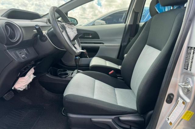 JTDKDTB3XE1569140 - 2014 TOYOTA PRIUS C SILVER photo 7