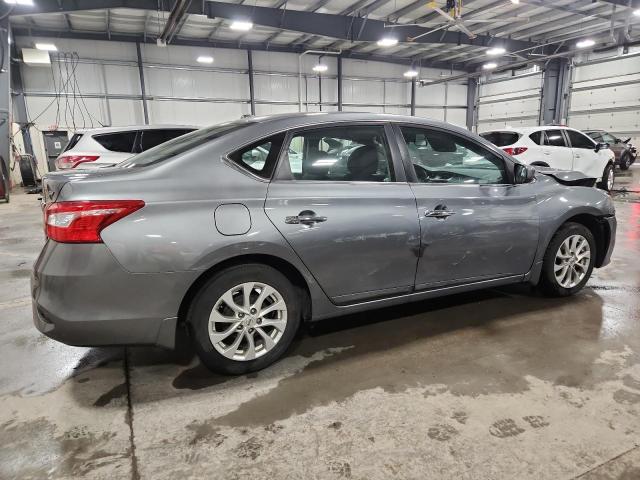 3N1AB7AP9JY260345 - 2018 NISSAN SENTRA S 灰色 照片 3