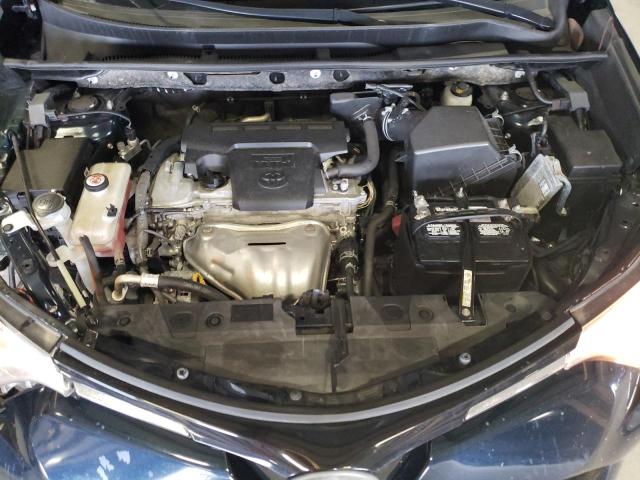 JTMZFREV9JJ724196 - 2018 TOYOTA RAV4 LE 蓝色 照片 11