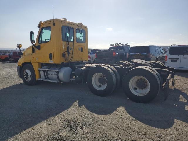 3AKJGEDV9ESFJ5880 - 2014 FREIGHTLINER CASCADIA YELLOW photo 3