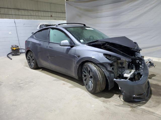 5YJYGDEF3MF197336 - 2021 TESLA MODEL Y GRAY photo 4