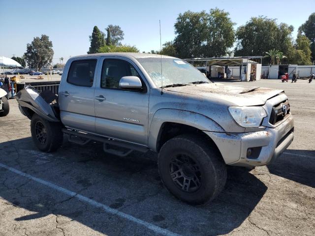 3TMJU4GN6FM191334 - 2015 TOYOTA TACOMA DOUBLE CAB PRERUNNER SILVER photo 4