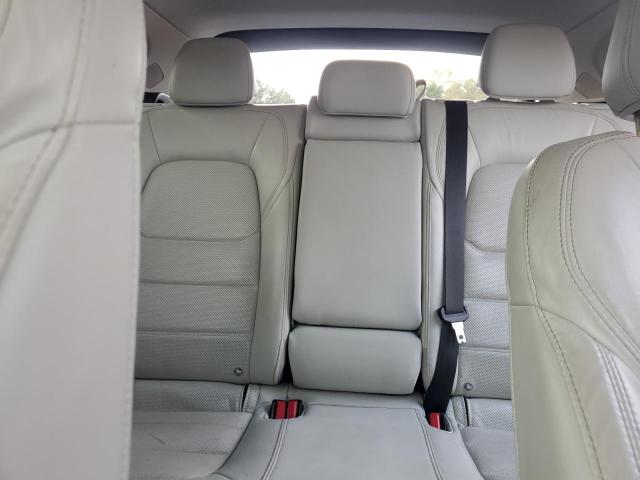 JM3KFADM6J0474358 - 2018 MAZDA CX-5 GRAND TOURING RED photo 10