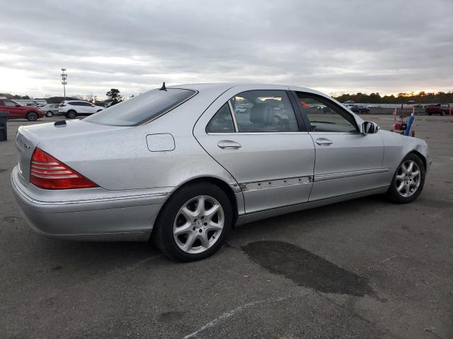 WDBNG83J64A424124 - 2004 MERCEDES-BENZ S 430 4MATIC SILVER photo 3