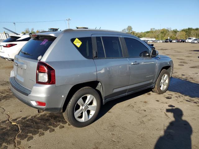 1C4NJDEB9GD775761 - 2016 JEEP COMPASS LATITUDE GRAY photo 3