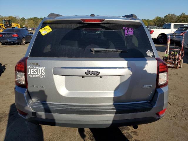 1C4NJDEB9GD775761 - 2016 JEEP COMPASS LATITUDE GRAY photo 6