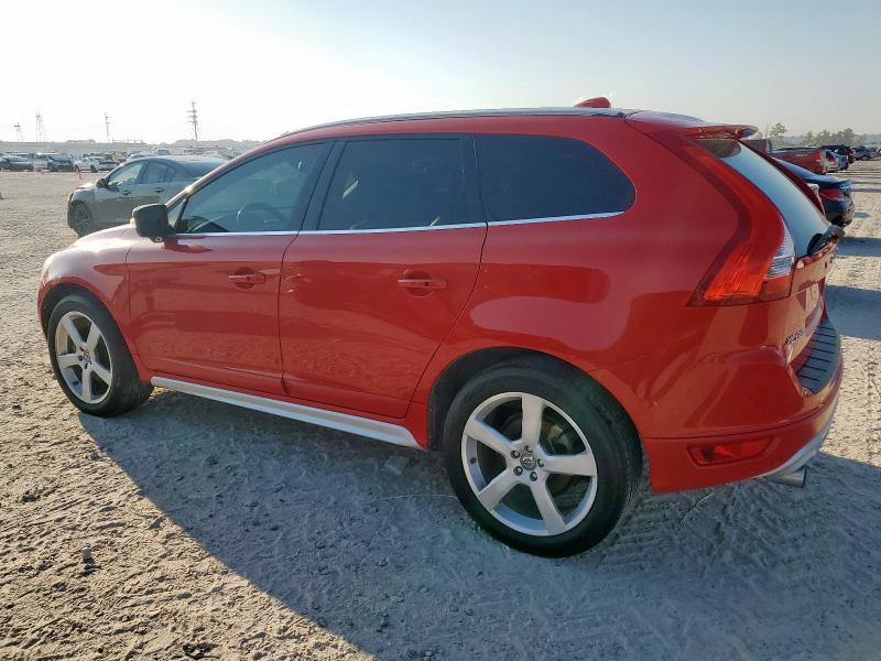 YV4902DZ3C2302139 - 2012 VOLV XC60 T6 RED photo 2