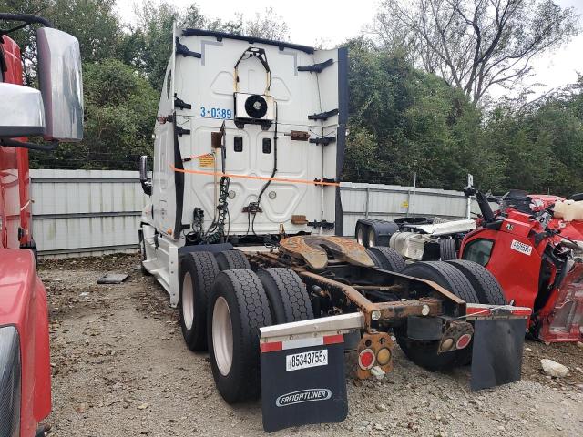3AKJGLBG7DSFF2963 - 2013 FREIGHTLINER CASCADIA 1 WHITE photo 3
