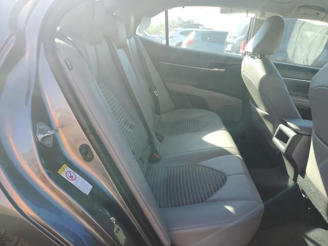 4T1B11HK6JU020812 - 2018 TOYOTA CAMRY L GRAY photo 10