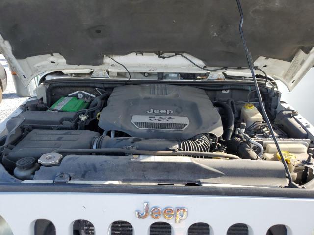 1C4BJWEG5CL176205 - 2012 JEEP WRANGLER U SAHARA 白色 照片 12