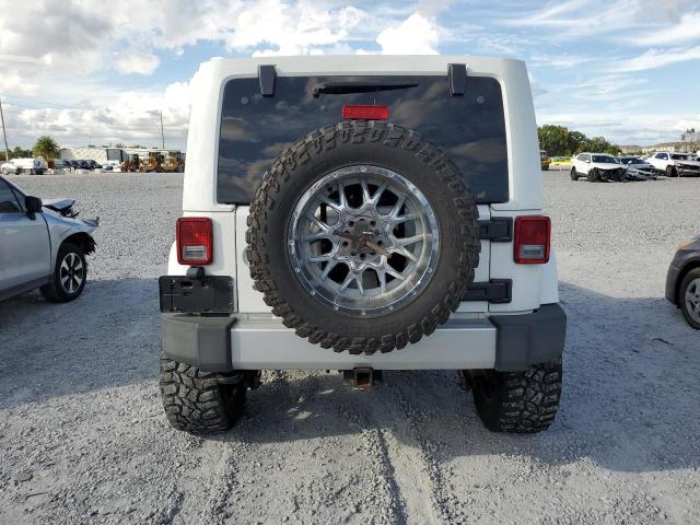 1C4BJWEG5CL176205 - 2012 JEEP WRANGLER U SAHARA 白色 照片 6