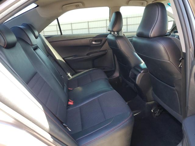 4T1BF1FK1GU602250 - 2016 TOYOTA CAMRY LE GRAY photo 10