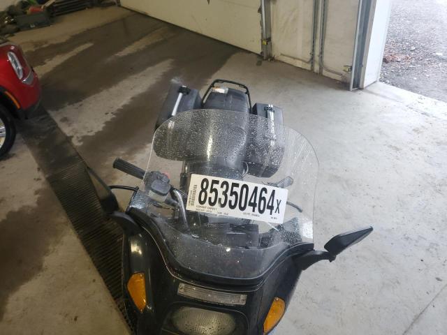 WB1046403F6490213 - 1985 BMW R80 RT BLACK photo 5