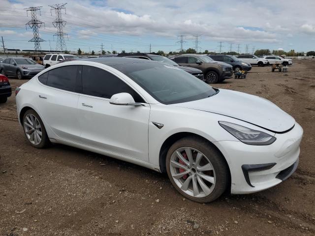 5YJ3E1EA8KF436198 - 2019 TESLA MODEL 3 თეთრი ფოტო 4