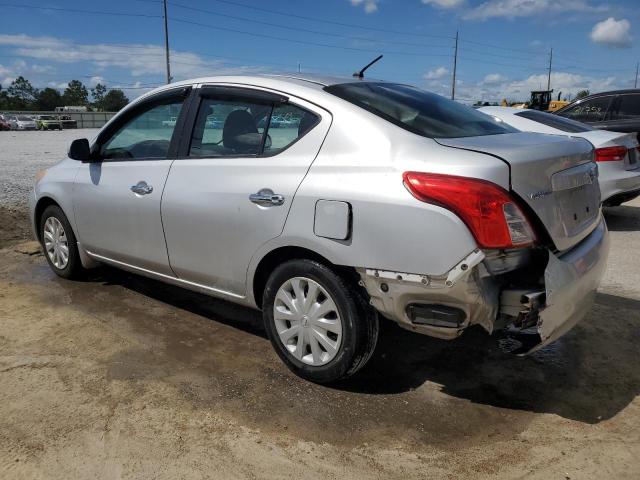 3N1CN7AP5CL824704 - 2012 NISSAN VERSA S Gümüş foto 2