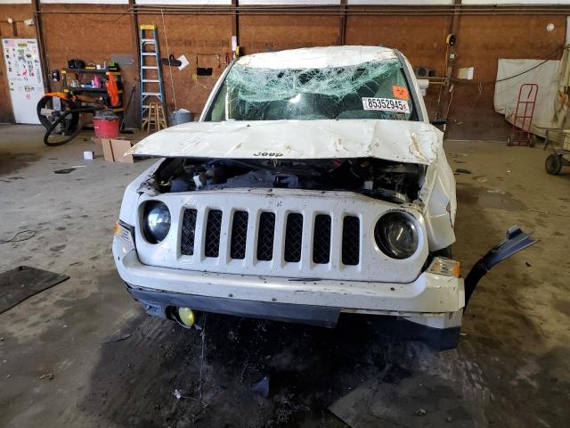 1C4NJPBB7GD507197 - 2016 JEEP PATRIOT SPORT 白色 照片 5