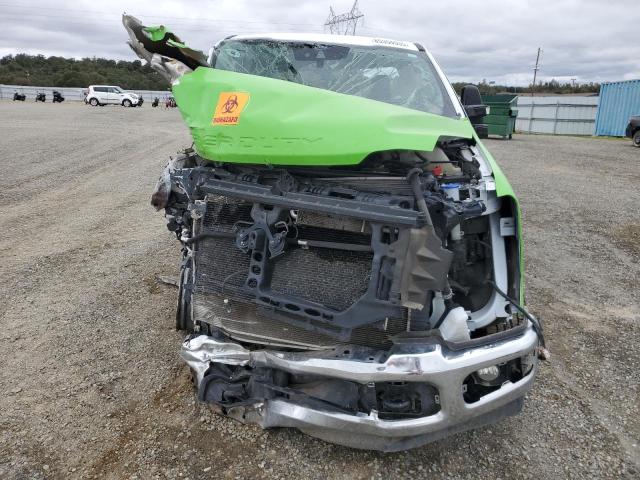 1FT8X2AT7REF20702 - 2024 FORD F250 SUPER DUTY WHITE photo 5