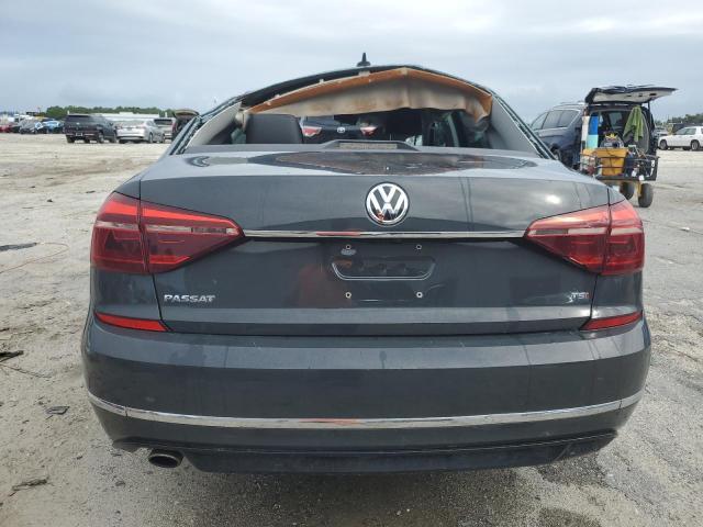 1VWDT7A36HC025518 - 2017 VOLKSWAGEN PASSAT R-LINE შავი ფოტო 6
