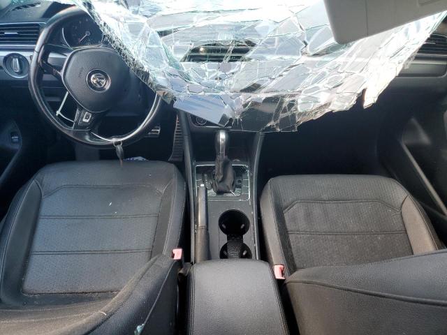 1VWDT7A36HC025518 - 2017 VOLKSWAGEN PASSAT R-LINE შავი ფოტო 8