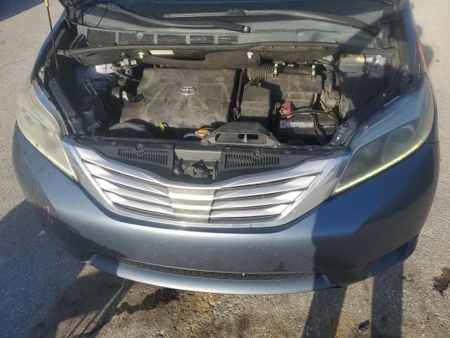 5TDYK3DC3FS644410 - 2015 TOYOTA SIENNA XLE GRAY photo 12