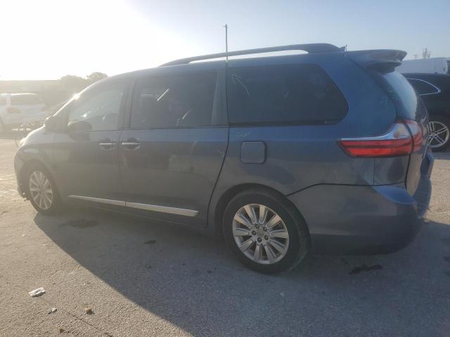 5TDYK3DC3FS644410 - 2015 TOYOTA SIENNA XLE GRAY photo 2