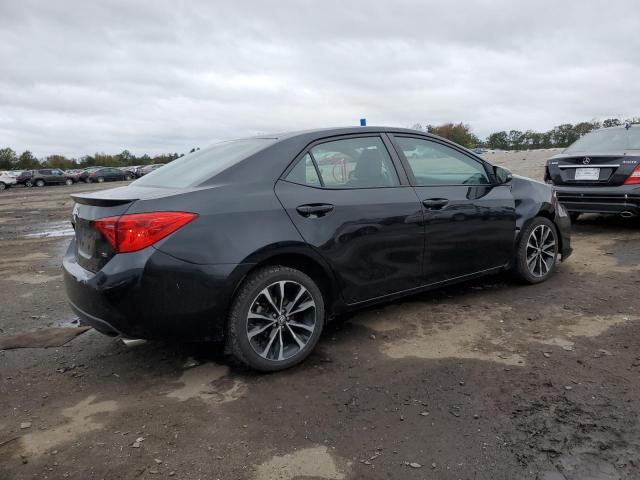 2T1BURHE4JC986545 - 2018 TOYOTA COROLLA L BLACK photo 3