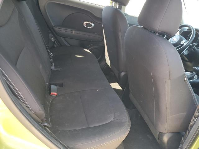 KNDJN2A29J7896826 - 2018 KIA SOUL 绿色 照片 10