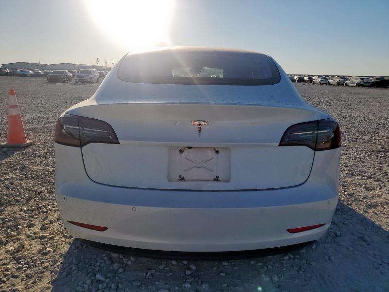 5YJ3E1EA6HF000216 - 2017 TESLA MODEL 3 WHITE photo 6