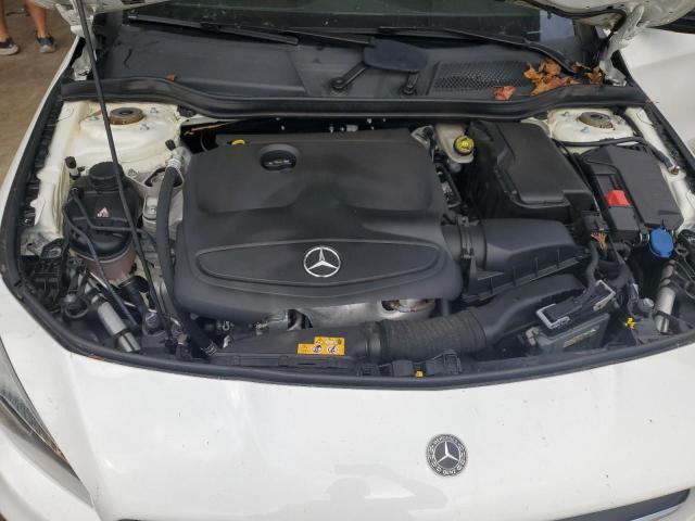 WDDSJ4EB6JN664305 - 2018 MERCEDES-BENZ CLA 250 თეთრი ფოტო 11