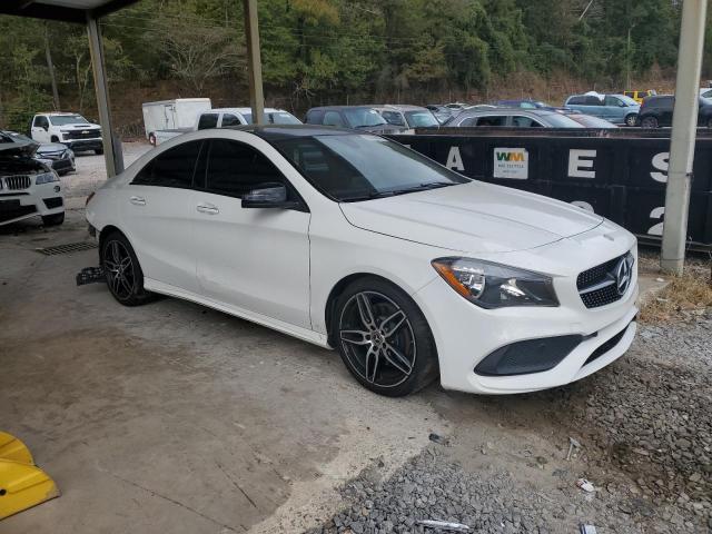 WDDSJ4EB6JN664305 - 2018 MERCEDES-BENZ CLA 250 თეთრი ფოტო 4