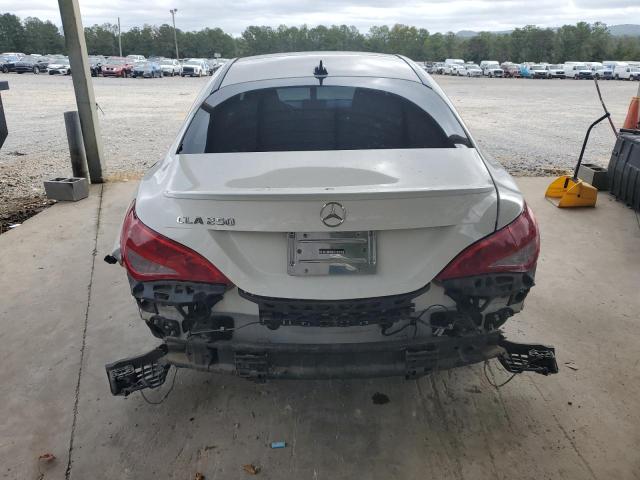 WDDSJ4EB6JN664305 - 2018 MERCEDES-BENZ CLA 250 თეთრი ფოტო 6
