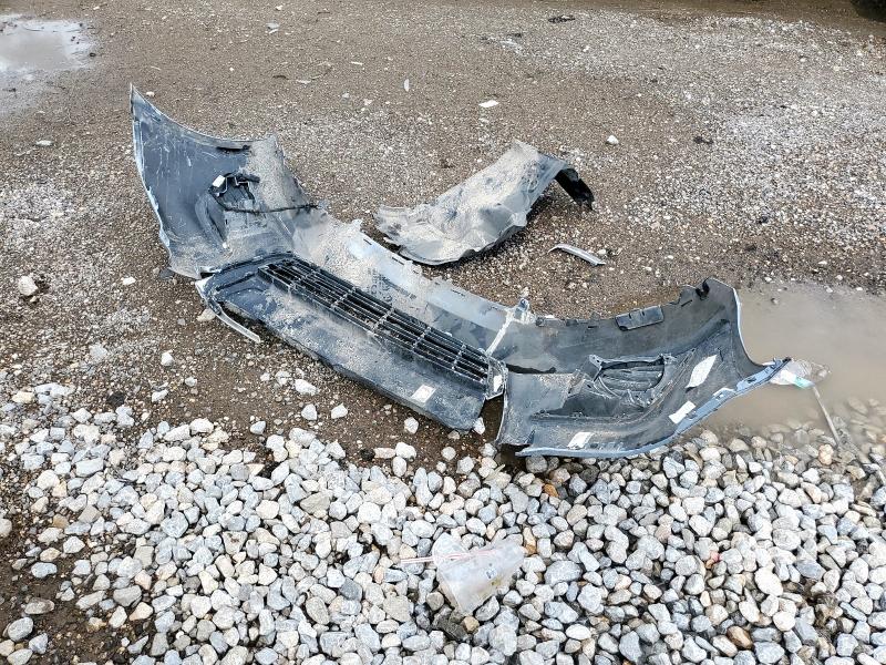 1G1JD5SH3J4134920 - 2018 CHEVROLET SONIC LT 银色 照片 24