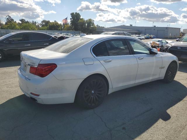 WBAKA8C54CCY37622 - 2012 BMW 750 I WHITE photo 3