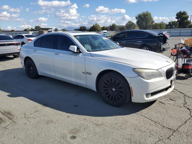 WBAKA8C54CCY37622 - 2012 BMW 750 I WHITE photo 4