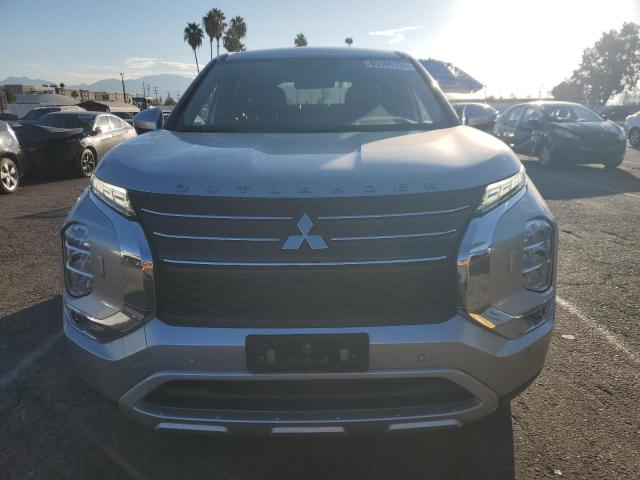 JA4J4UA81NZ044123 - 2022 MITSUBISHI OUTLANDER SE 银色 照片 5