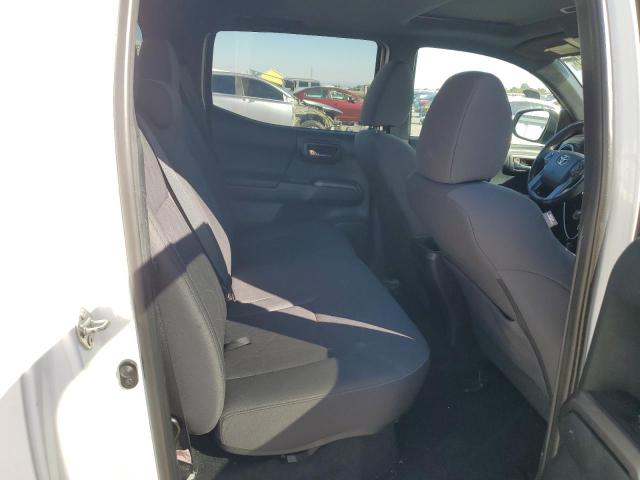 3TMDZ5BN6GM007815 - 2016 TOYOTA TACOMA DOUBLE CAB WHITE photo 10