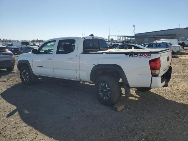 3TMDZ5BN6GM007815 - 2016 TOYOTA TACOMA DOUBLE CAB WHITE photo 2