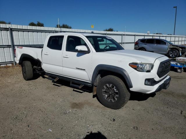 3TMDZ5BN6GM007815 - 2016 TOYOTA TACOMA DOUBLE CAB WHITE photo 4