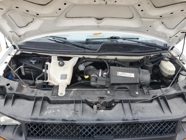 1GCHG35K281218554 - 2008 CHEVROLET EXPRESS G3 WHITE photo 12